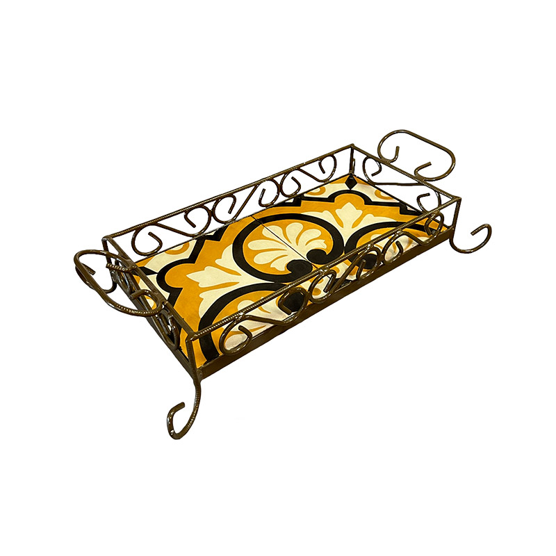 Abridor rústico, feito à mão, elegante e funcional.